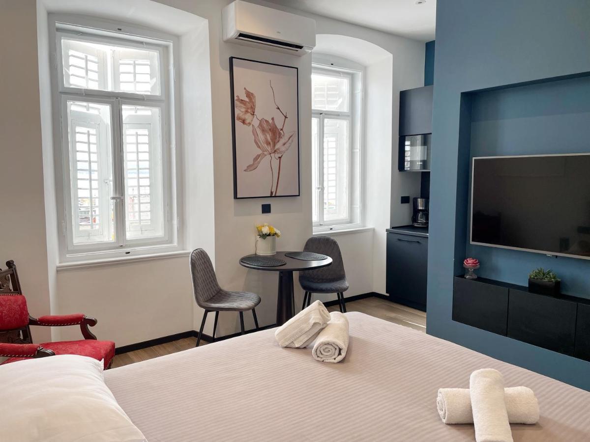 PUY Navis City Apartments מראה חיצוני תמונה