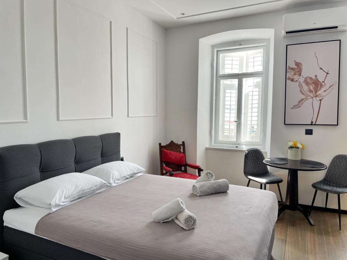 PUY Navis City Apartments מראה חיצוני תמונה